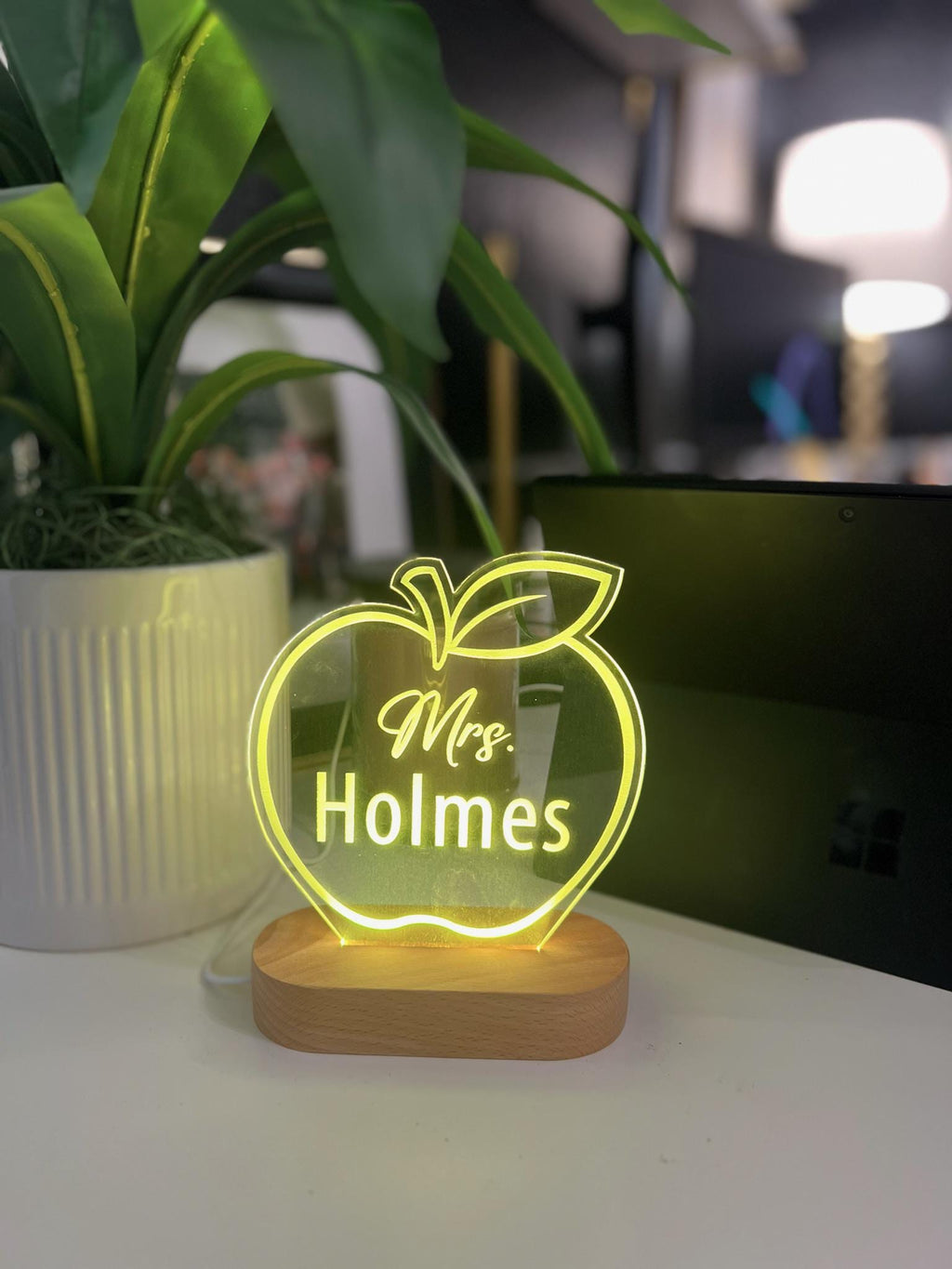 Personalized Teacher Desk Sign - Custom Name Plate - Classroom Decor - Back to School Gift - Teacher Appreciation - Custom Teacher Gift
