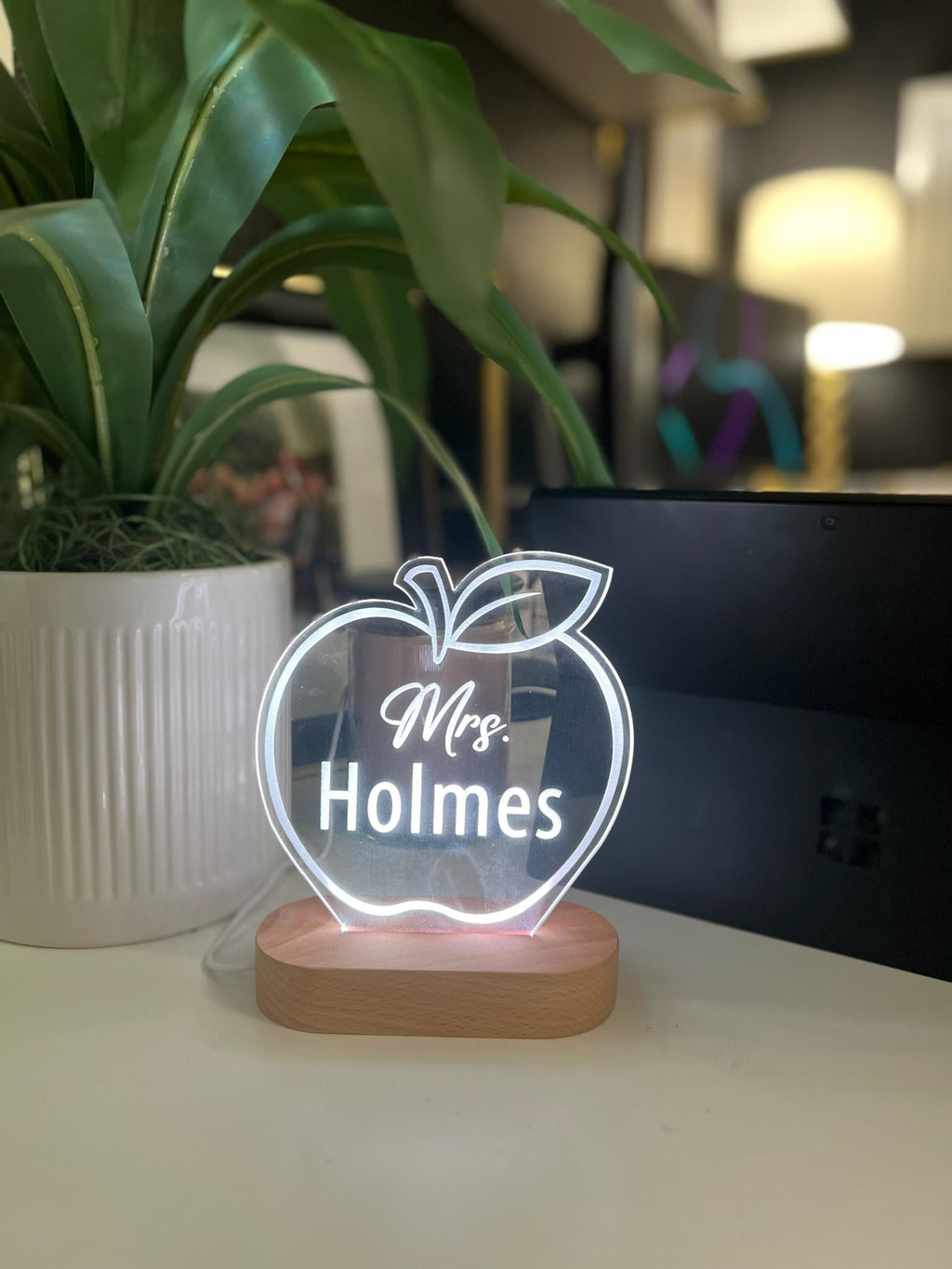 Personalized Teacher Desk Sign - Custom Name Plate - Classroom Decor - Back to School Gift - Teacher Appreciation - Custom Teacher Gift
