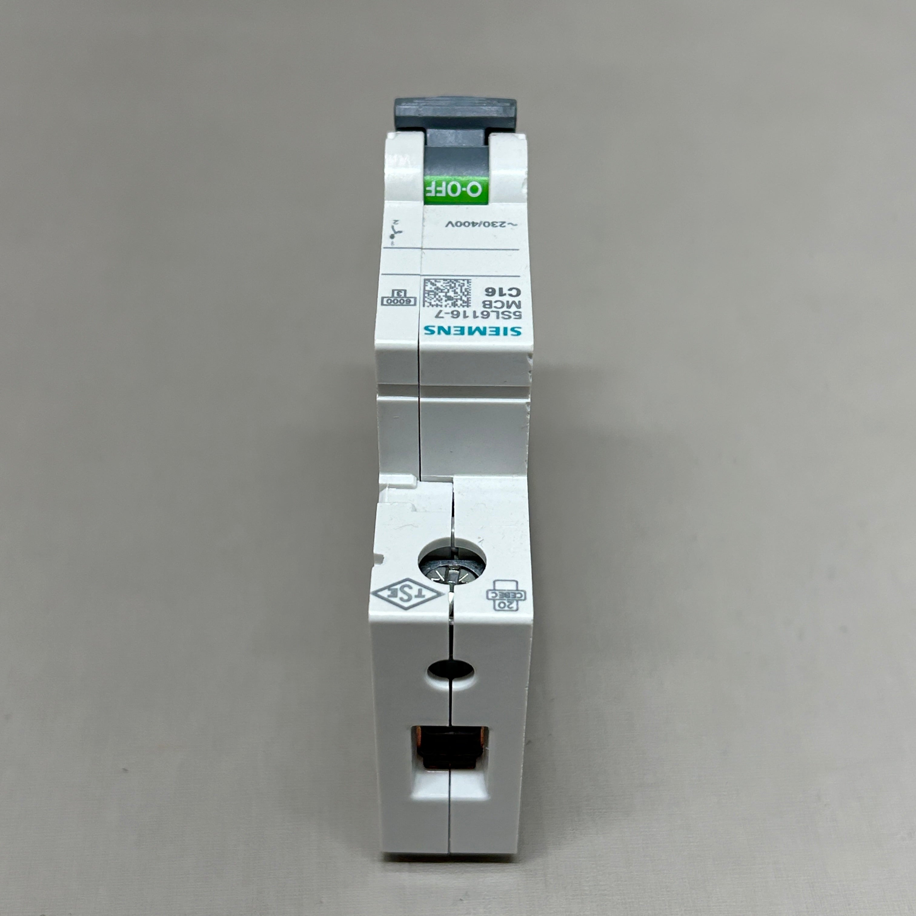 SIEMENS Miniature Circuit Breaker 16 AMP 230-400 VAC Off-White 5SL6116-7 (New)