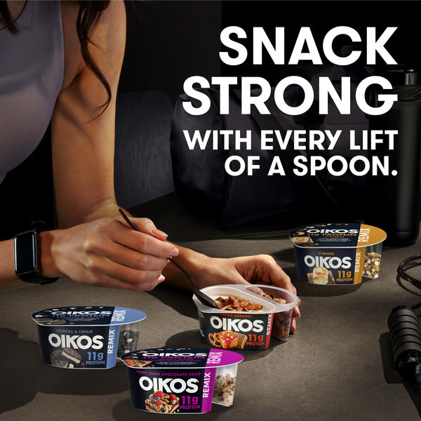 Oikos REMIX Berry Dark Chocolate Crisp 11g Protein Mixed Berry Nonfat Yogurt with Dark Chocolate and White Fudge Berry Granola Mix-Ins, 4.5 oz Cup