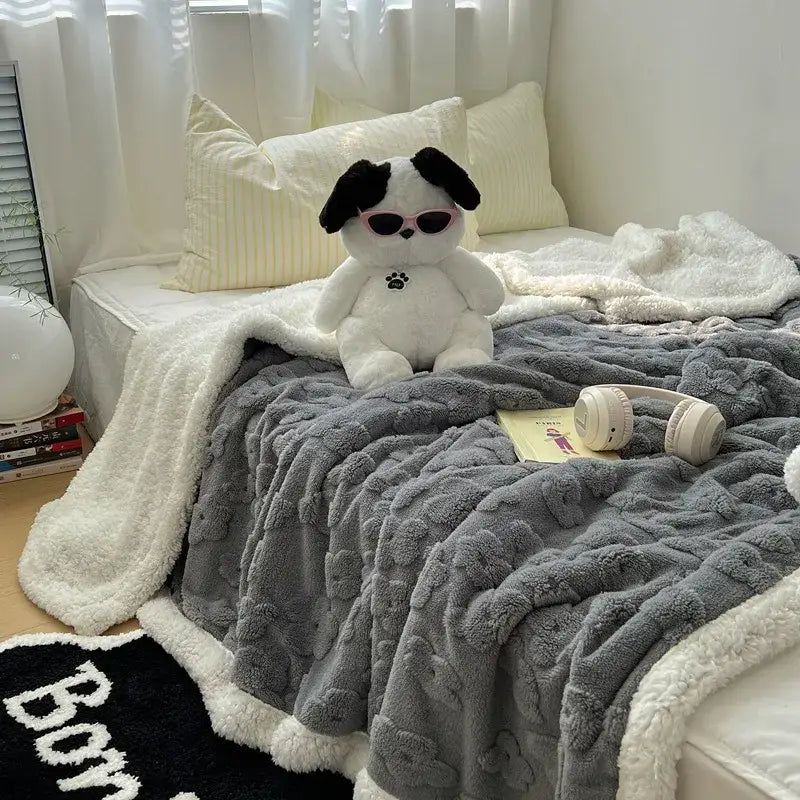 Lavender & white cozy lamb wool flower throw blanket bedroom bedding