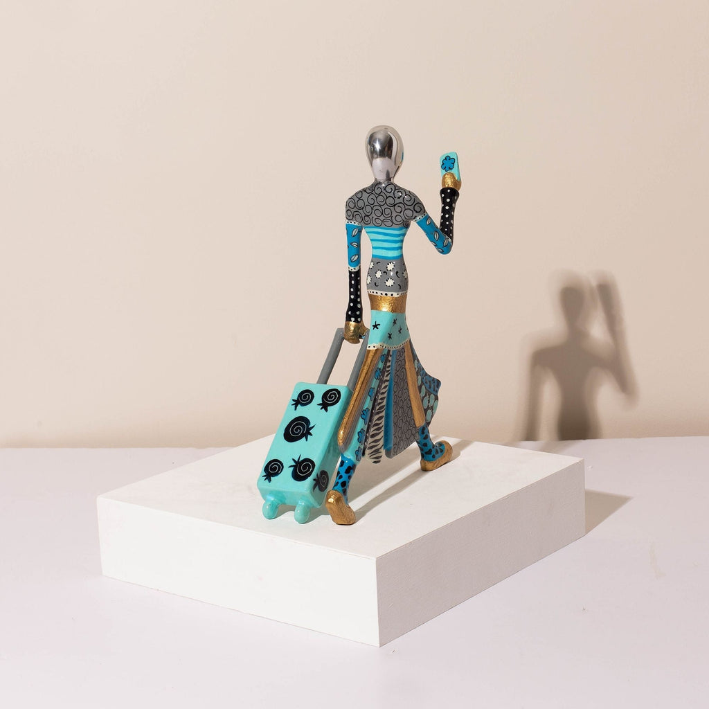 Stylish Traveler Sculpture – Flight Mood Figurine – Flight Mood Series