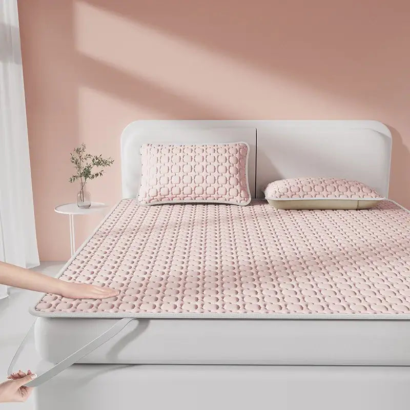 DecorBites™ Cooling Latex Pad | Anti-Slip Design | Multi-Layer Structure | Foldable Mattress