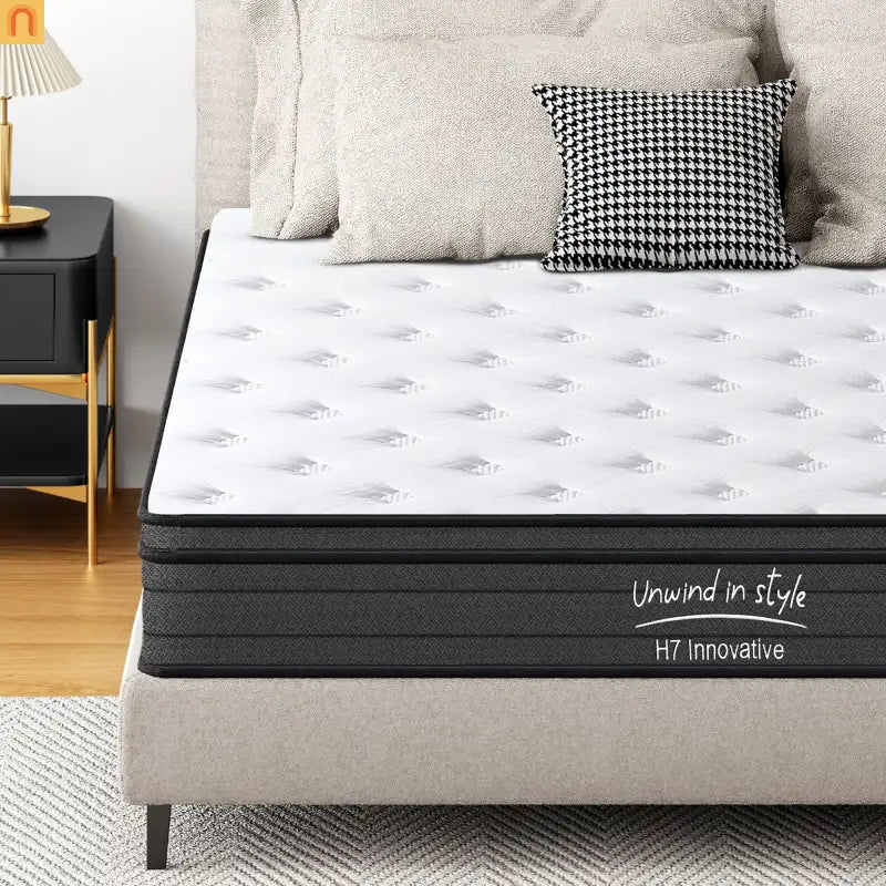 Mattress Hybrid Memory Foam Pocket Coils 12in Queen Medium Firm