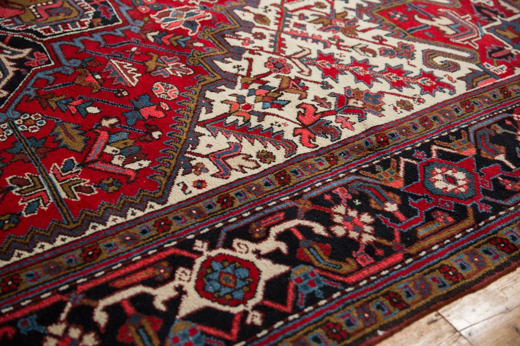 11x12 Vintage Mehrivan Square Carpet