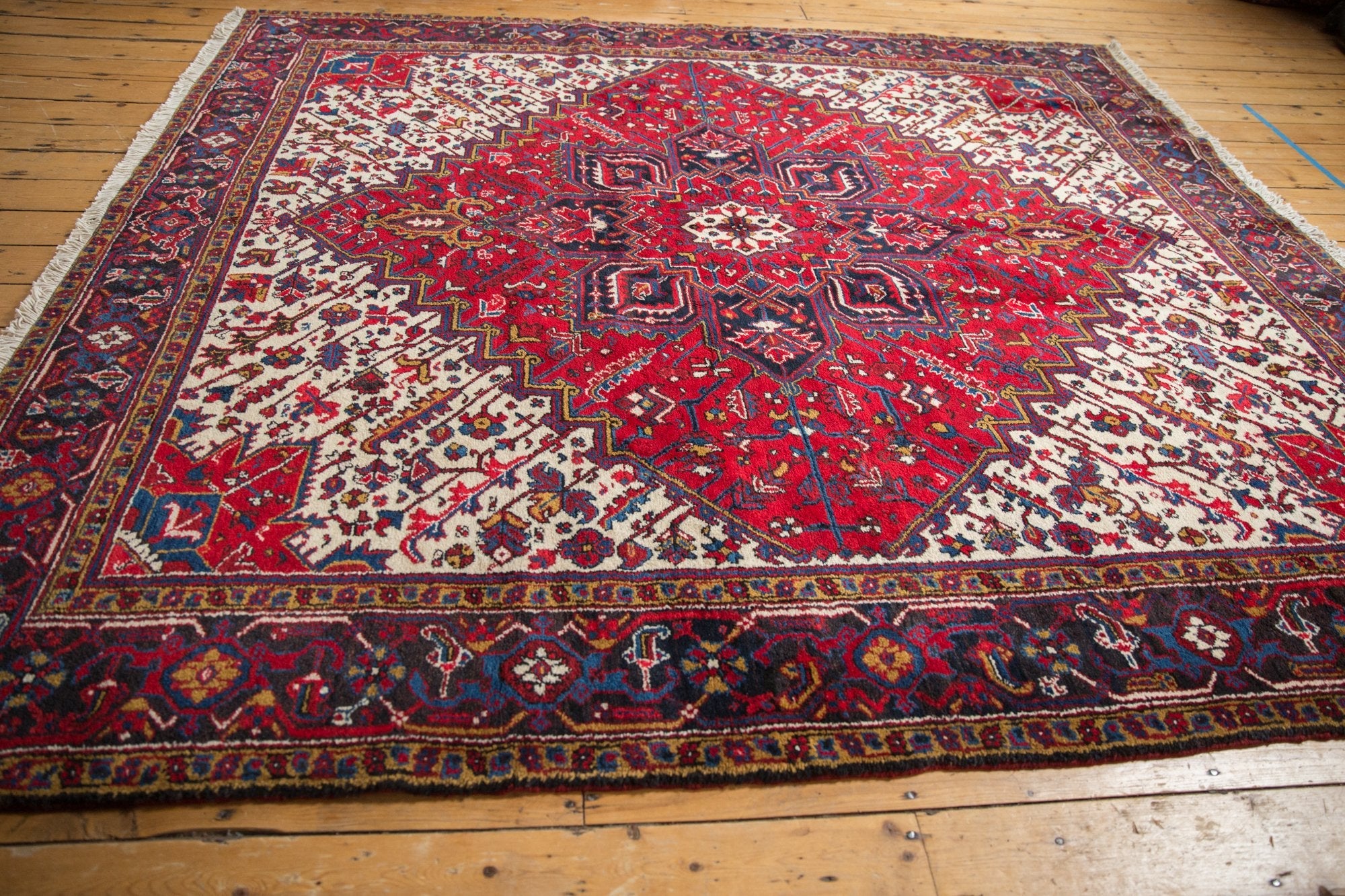 8.5x9.5 Vintage Mehrivan Square Carpet