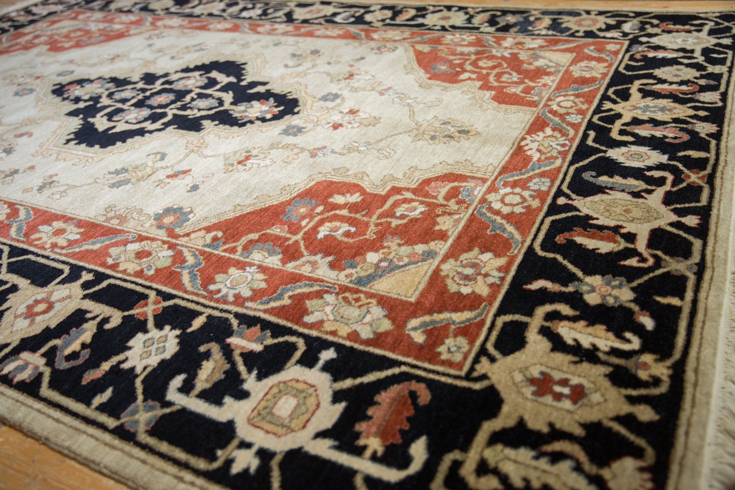 6x9 Vintage Armenian Serapi Design Carpet