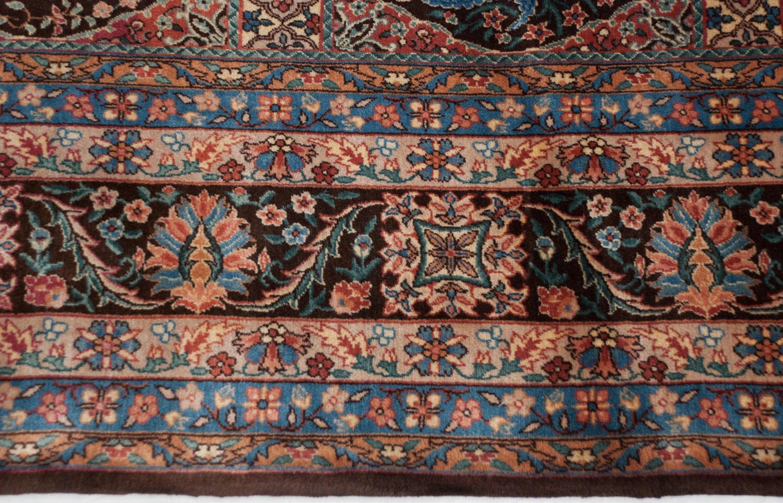12x21.5 Vintage Bulgarian Tabriz Design Carpet