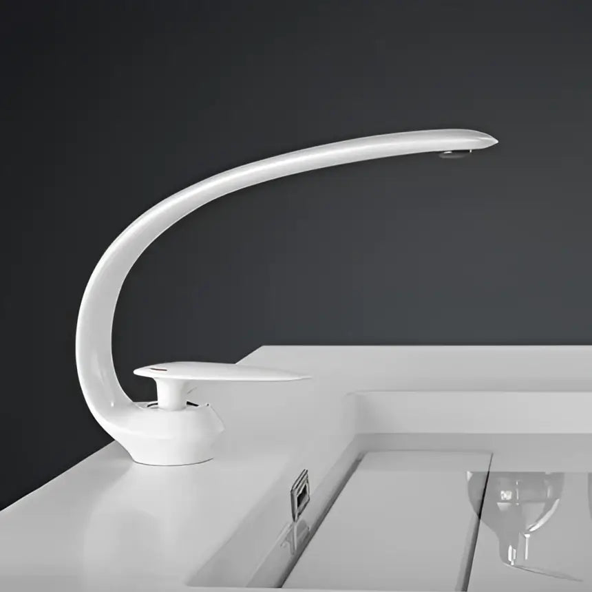 DecorBites™ Brushed Gold Basin Faucet - Single Handle Bathroom Sink Faucet