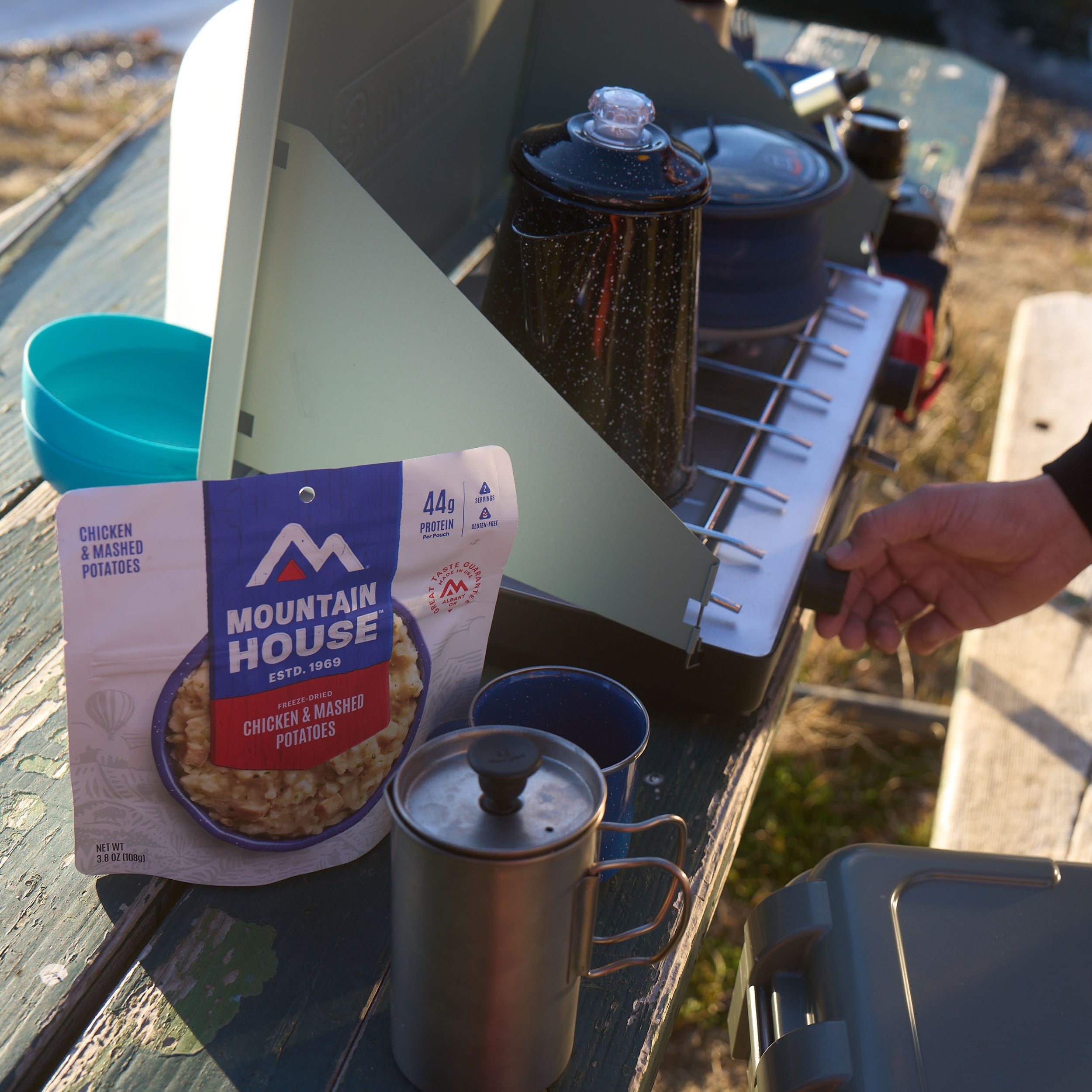 Mountain House Fettuccine Alfredo with Chicken #10 Can