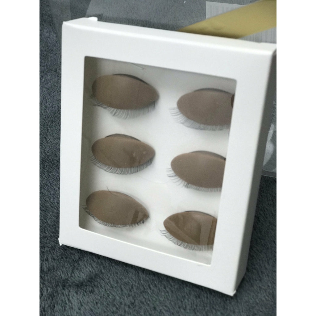 New Eyelash Practice Mannequin with 3 sets of removable eyes.