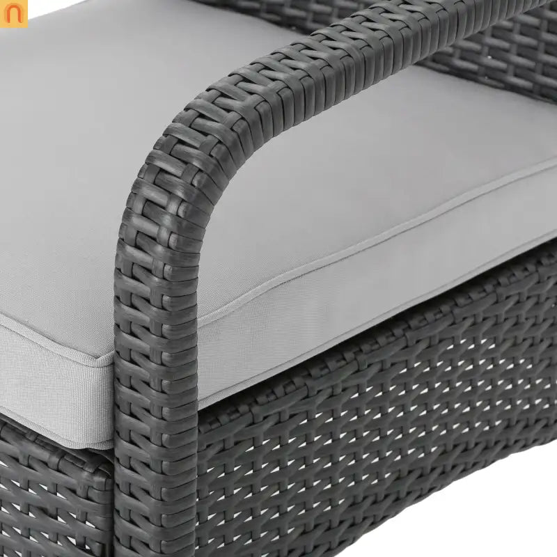 Outdoor Chat Set PE Rattan Gray 4-Piece Waterproof Cushions