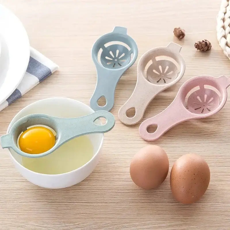 Pastel star perforated egg white separator kitchen utensil