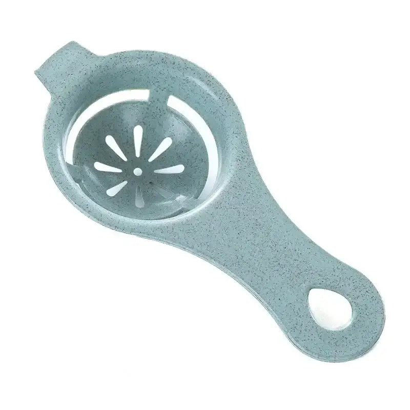 Pastel star perforated egg white separator kitchen utensil
