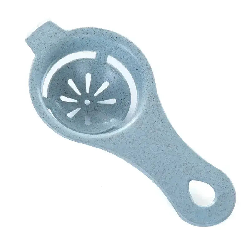 Pastel star perforated egg white separator kitchen utensil