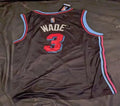 Dwayne Wade autogrpahed jersey with coa N