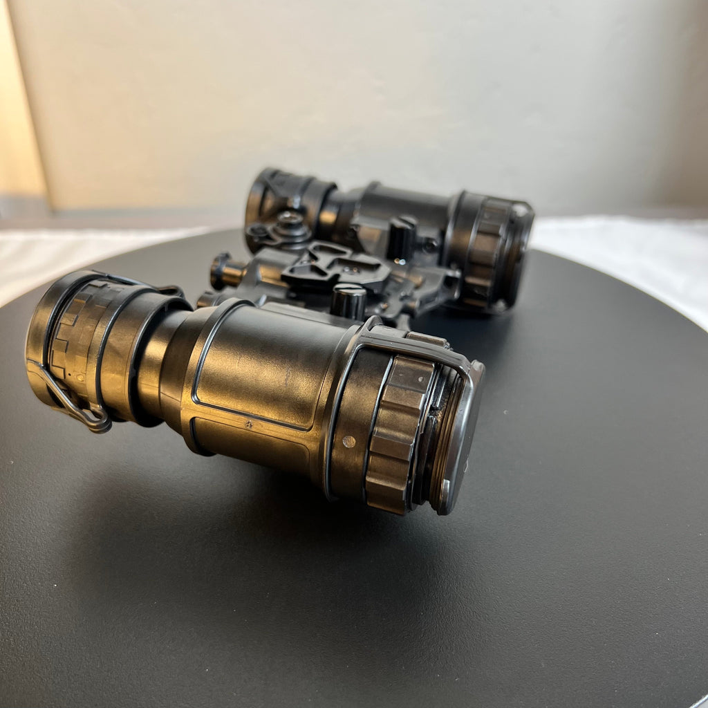 AN/PVS-31D | Up to 2700 FOM Gen 3 White Phosphor & Manual Gain | External Power Port