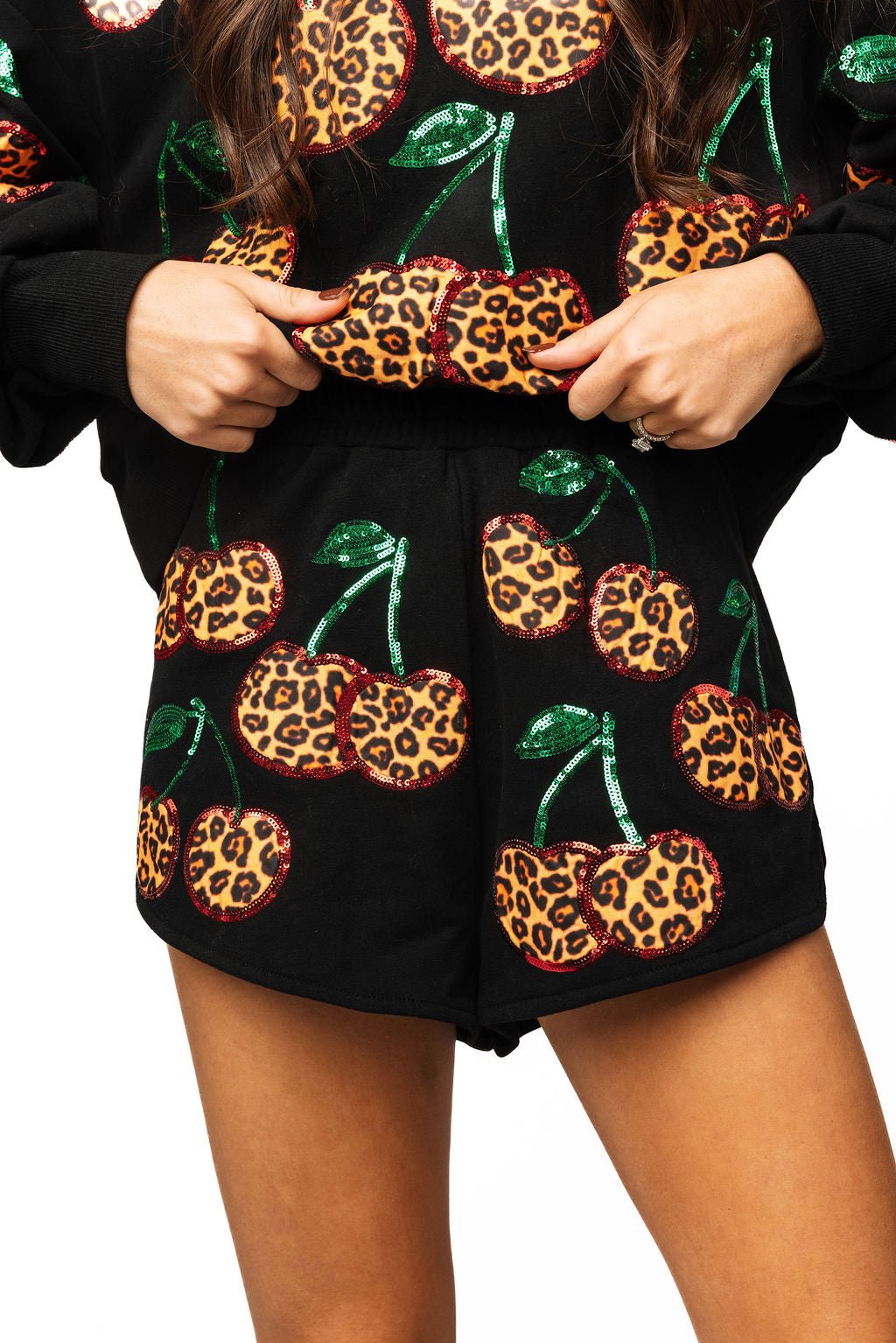 QOS Black Leopard Cherry Short