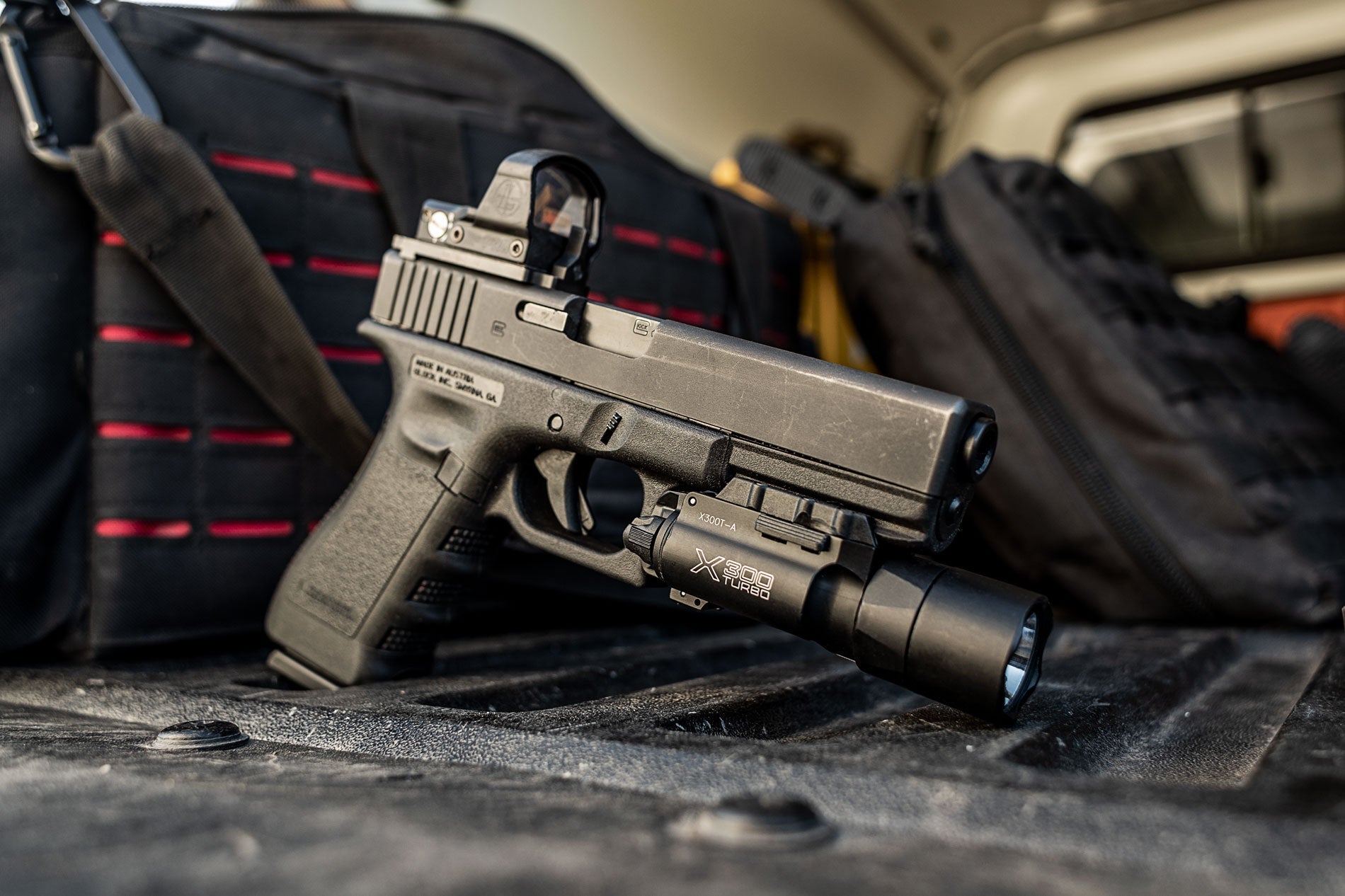 SureFire X300 Turbo | 66,000 Candela & 650 Lumen Light | For Pistols & Rifles