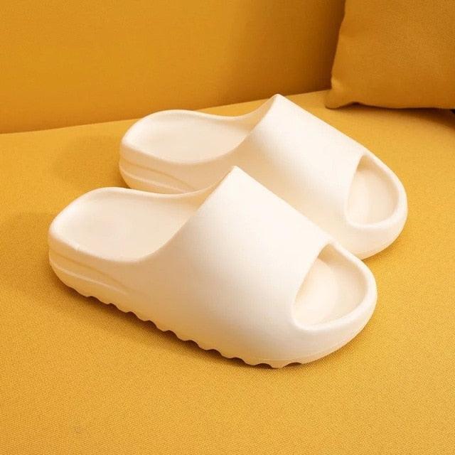 Women Platform Flat Slippers Outdoor Flip Flops Summer Beach Fashion Indoor Slippers Unisex Men Non-slip Slides Thick Sole Home House Cloud Cushion Sandals For Indoor And Outdoor